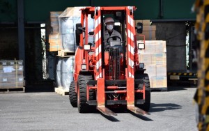 フォークリフト乗務員/出荷場作業