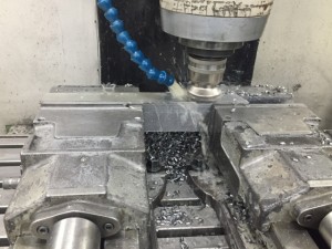 工業用ドリルの加工・マシンオペレーター