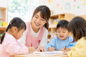 公立保育園での保育スタッフ（四日市市塩浜）