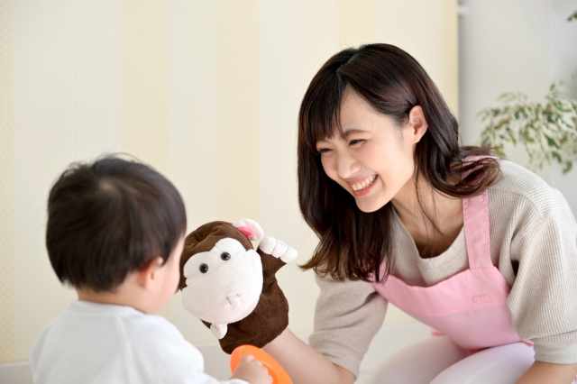 08：30～17：00／年少児の先生業務／年齢不問