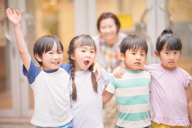保育補助／資格が無くてもOK！/週2日～大丈夫＾＾